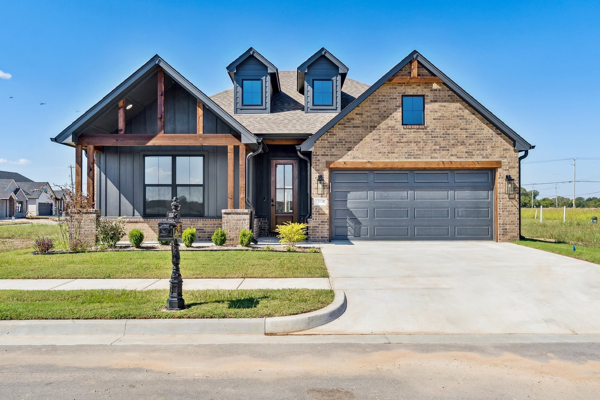 13134 S. 98th E Court