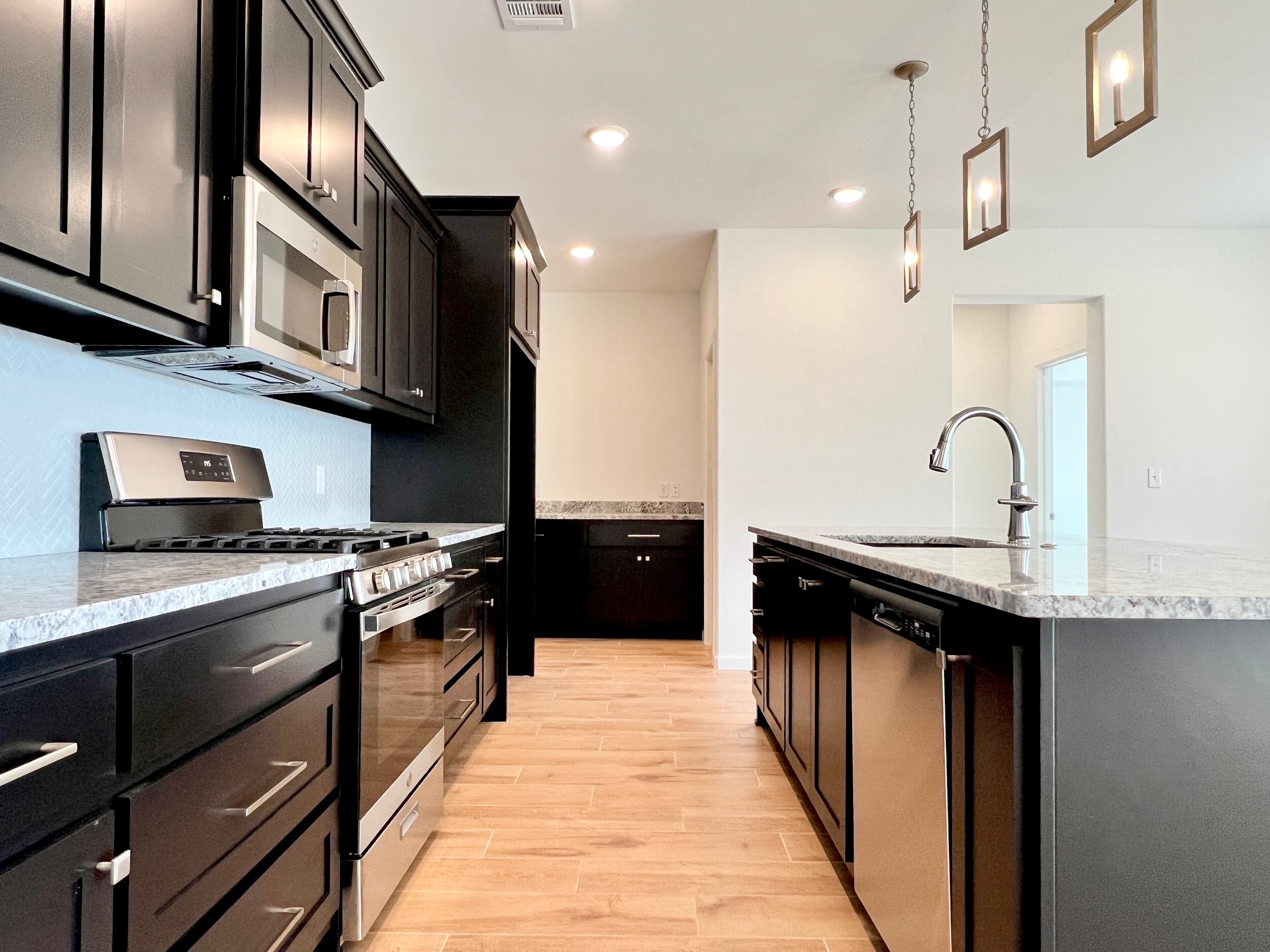 4362 S. 181st E. Ave. photo 8